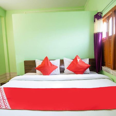 โอโย 40177 โฮเต็ล ทัช อินเตอร์เนชั่นแนล Hotel Baharampur ภายนอก รูปภาพ