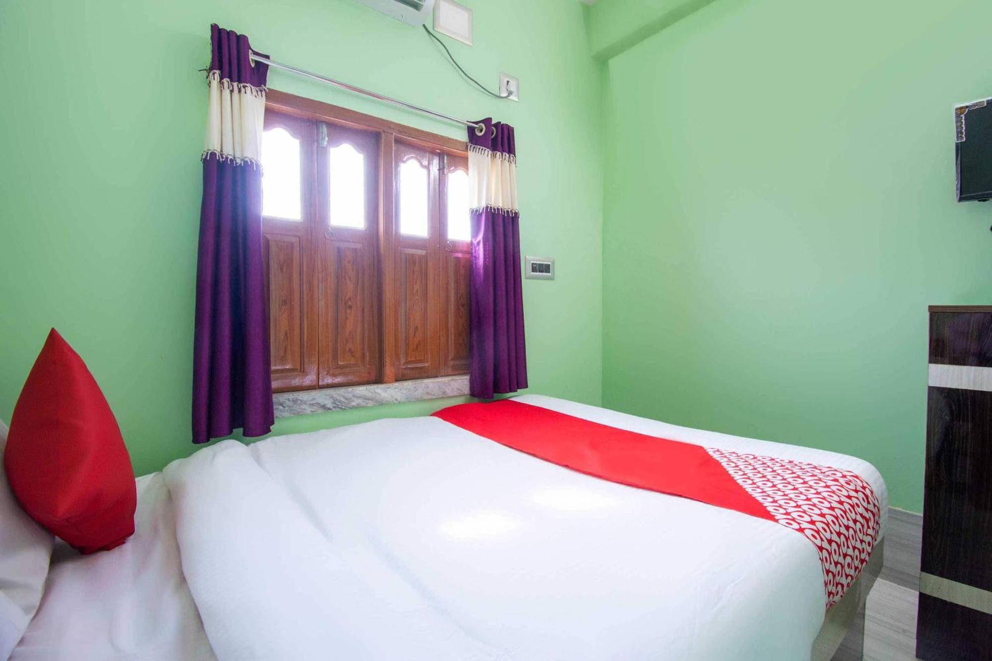 โอโย 40177 โฮเต็ล ทัช อินเตอร์เนชั่นแนล Hotel Baharampur ภายนอก รูปภาพ