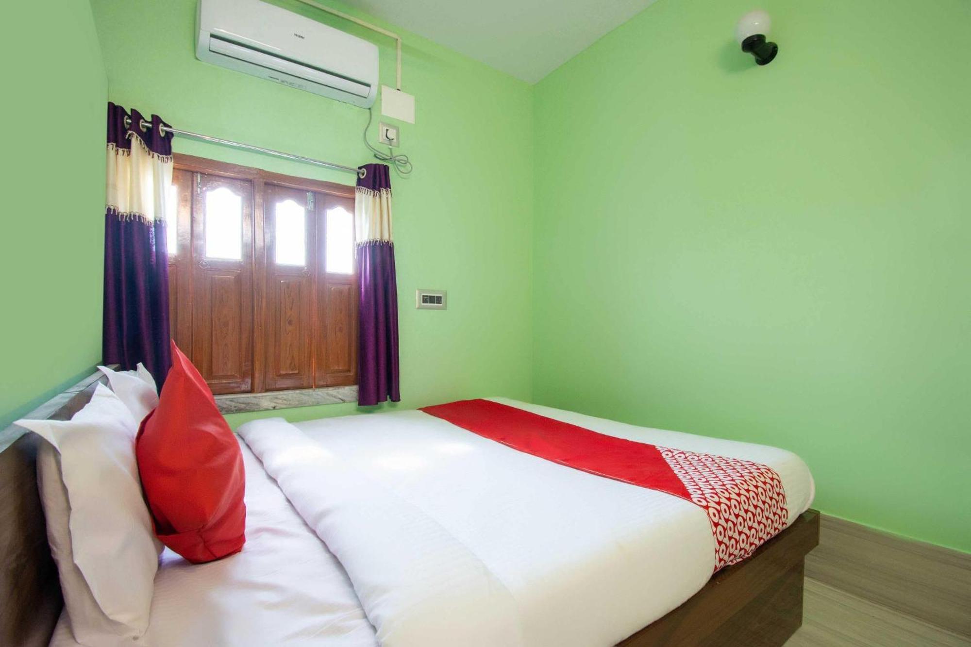 โอโย 40177 โฮเต็ล ทัช อินเตอร์เนชั่นแนล Hotel Baharampur ภายนอก รูปภาพ