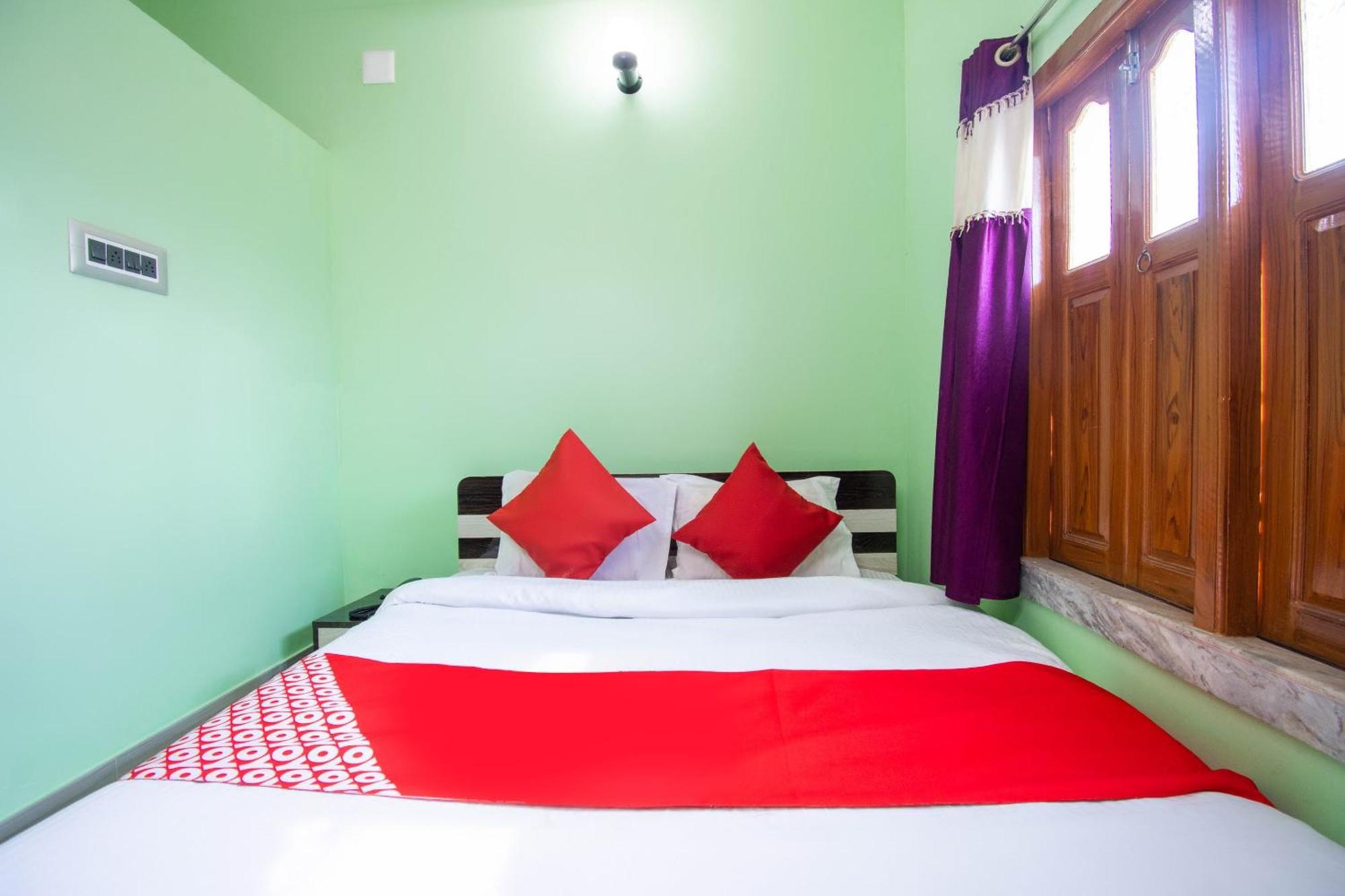 โอโย 40177 โฮเต็ล ทัช อินเตอร์เนชั่นแนล Hotel Baharampur ภายนอก รูปภาพ